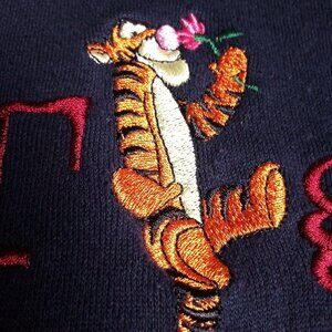 Vintage Winnie The Pooh Tigger Spell Out Creneck Sweatshirt